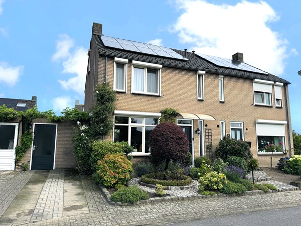 Verkocht: Burg van Leentstraat 90, 5971 AK Grubbenvorst